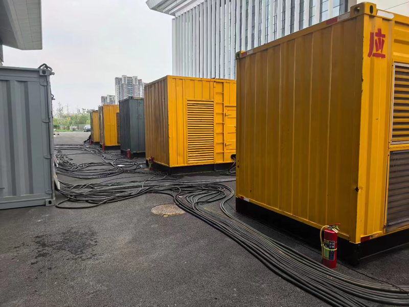 西林不同季节柴油发电机组保养有哪些注意事项？