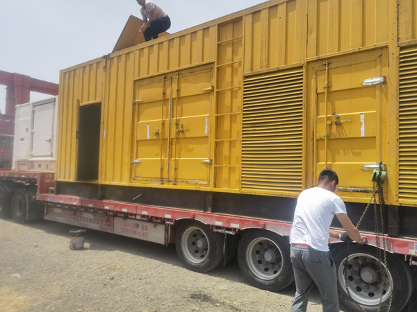 西林除了负载情况和发动机维护，还有哪些因素会影响 200kw 柴油发电机的油耗？